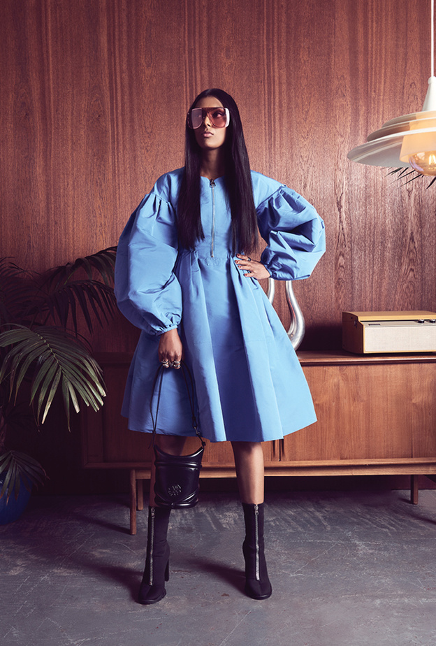 جلسة تصويرية خاصة بــ"هي" تحت عنوان Elevated Style