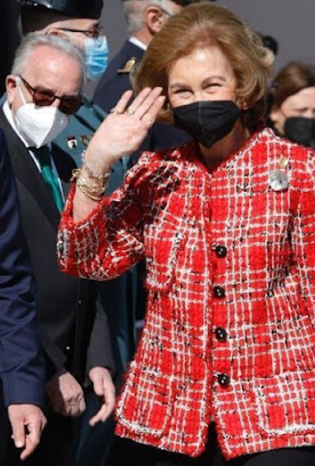 الملكة صوفيا تقوم بزيارة بنك الطعام في مالقة