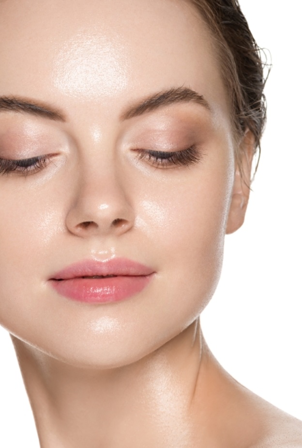 عملية تجميل الوجه تمنحك مظهر أكثر شبابي وتخلصك من ترهلات البشرة