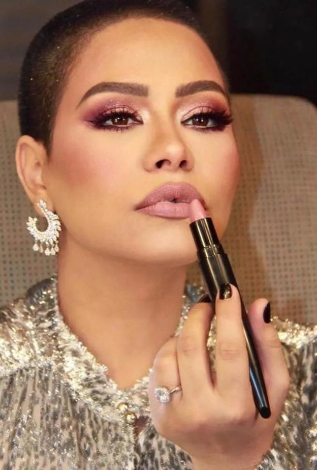  إطلالات شيرين عبد الوهاب الجمالية بعد عودتها لـ حسام حبيب وهل تعود للشعر الطويل