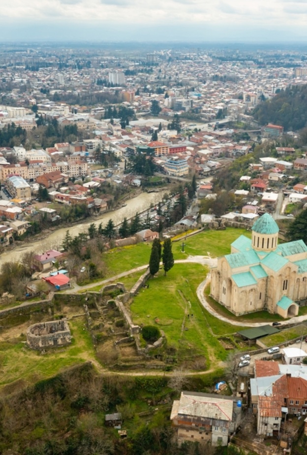 shutterstock_جانب من الحي التاريخي في كوتايسي
