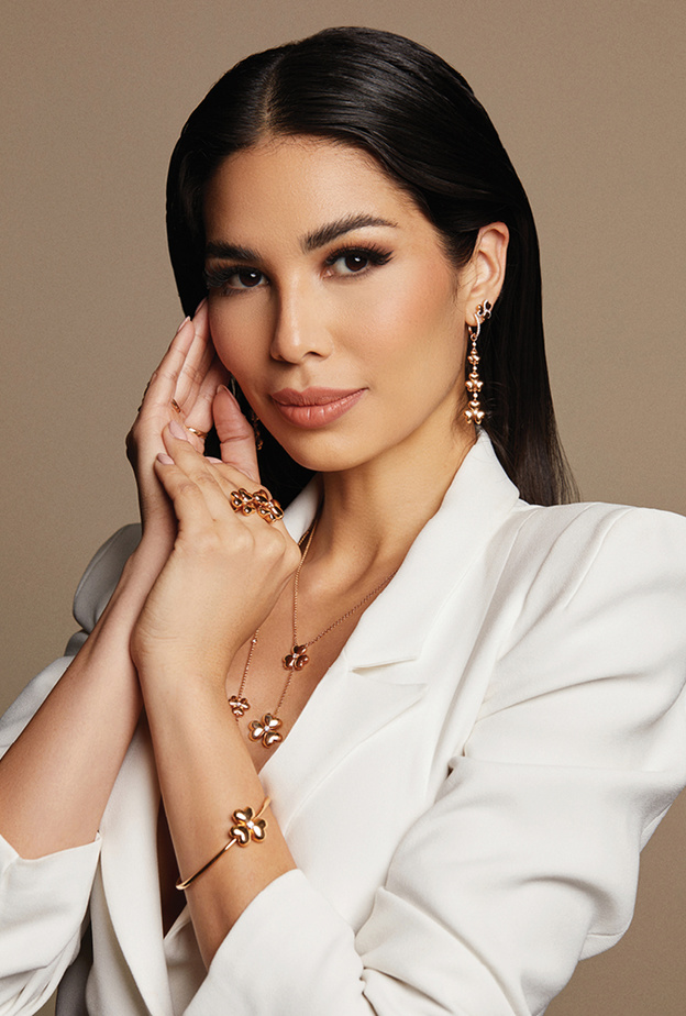 دار معوّض تطلق حملة جديدة تضم ملكة جمال الكون لعام 2020 أندريا ميزا