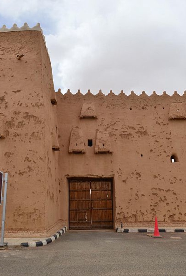 أبواب تحكي الكثير من التاريخ - المصدر واس