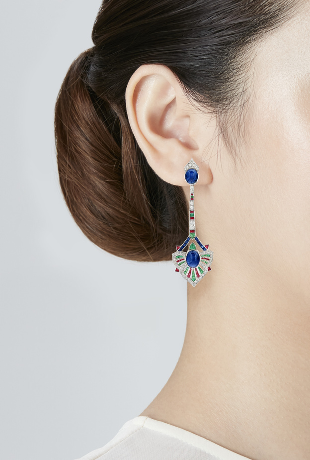 اجمل موديلات مجوهرات الصيف تتألق في مزاد  La Dolce Vita