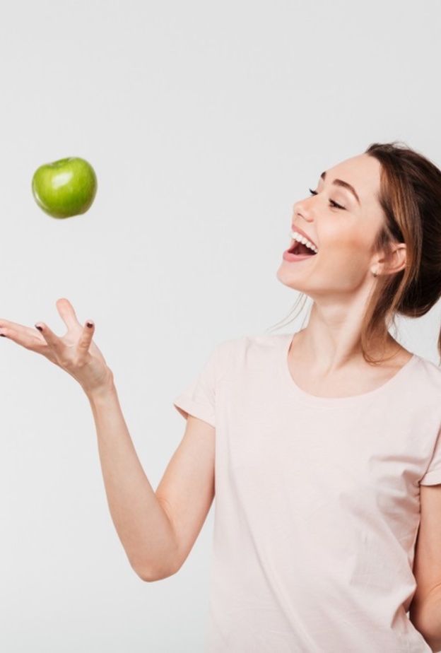 اطعمة تحتاجها المرأة في نظامها الغذائي