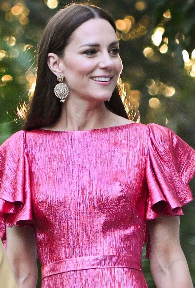 ما جديد إطلالات كيت ميدلتون الجمالية في جولتها الكاريبية