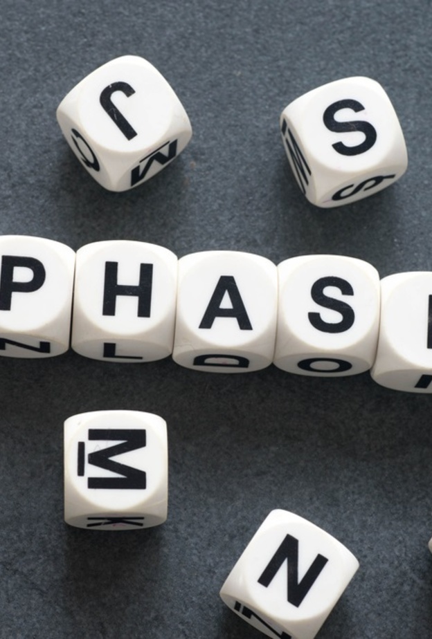 ما هو مرض الحبسة الذي أصاب الممثل الأمريكي بروس ويليس