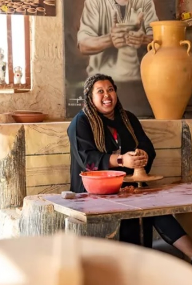 الدوغة للفخار اليدوي.. تجربة ساحرة في أحضان جبل القارة بالأحساء