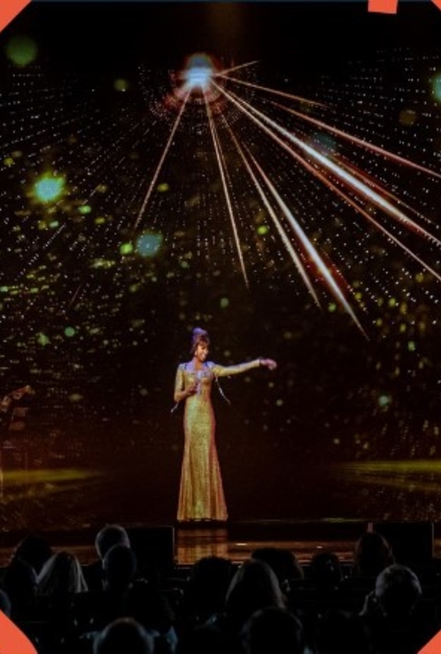 الرياض تحتضن أول عرض هولوغرامي للفنانة العالمية ويتني هيوستن في الشرق الأوسط 