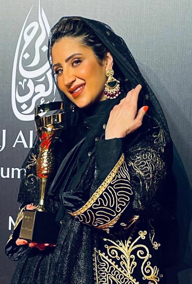 من حفل توزيع جوائز إيمي غالا في برج العرب في دبي