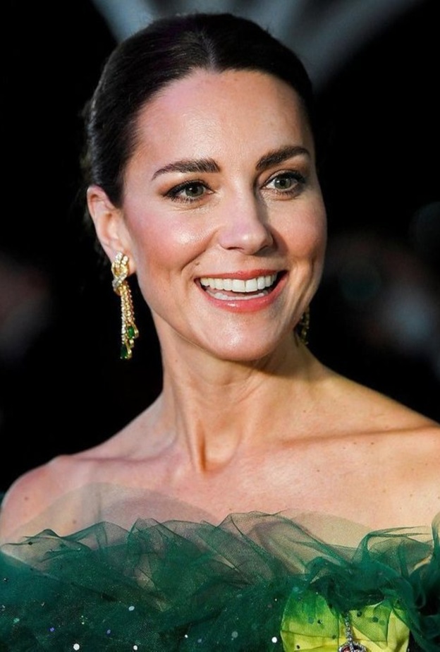  أجمل مجوهرات كيت ميدلتون في جولة الكاريبي