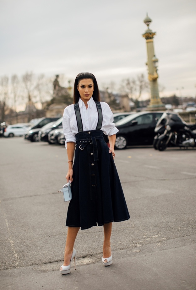 تبقى موضة الإطلالات المونوكروم من أجمل الصيحات