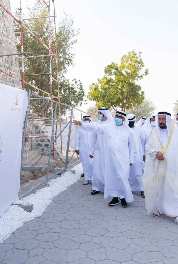 حاكم الشارقة يفتتح المرحلة الأولى من حي الحصن التراثي - المصدر وام 