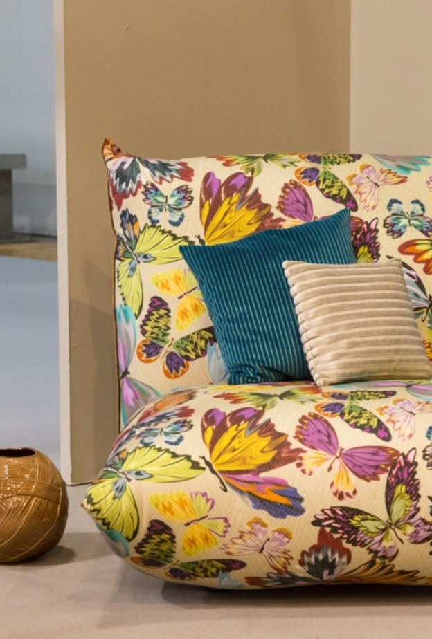 كرس مريح من ماركة ميسوني الإبداعية copy