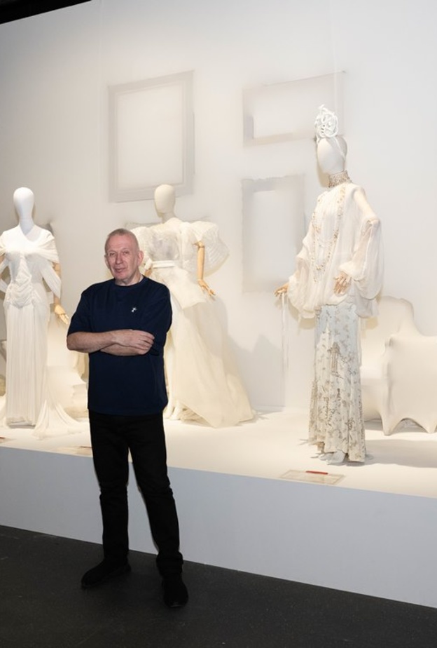 مصمم الأزياء الفرنسي جان بول غوتييه