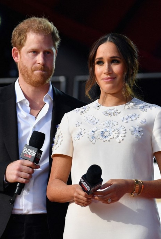 مرور عام على مقابلة أوبرا وينفري مع هاري وميغان