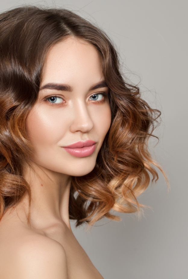 أفضل زيوت لشعر صحي وملفت يُنصح باستخدامها عن تجربة