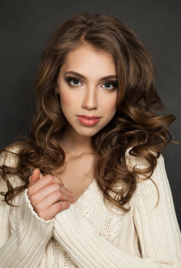 اجمل درجات الوان الهايلايت المناسبة للشعر الاسود