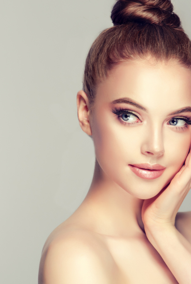 مكياج خفيف لصاحبات البشرة الجافة في رمضان 2022