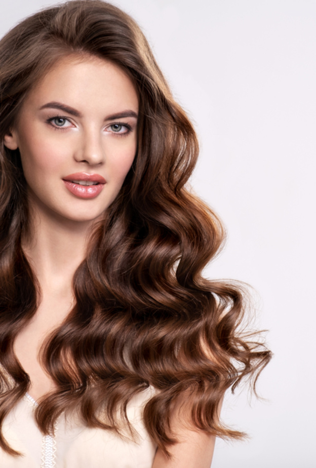 خلطات للشعر الجاف من الزيوت الطبيعية قبل عيد الام 2022