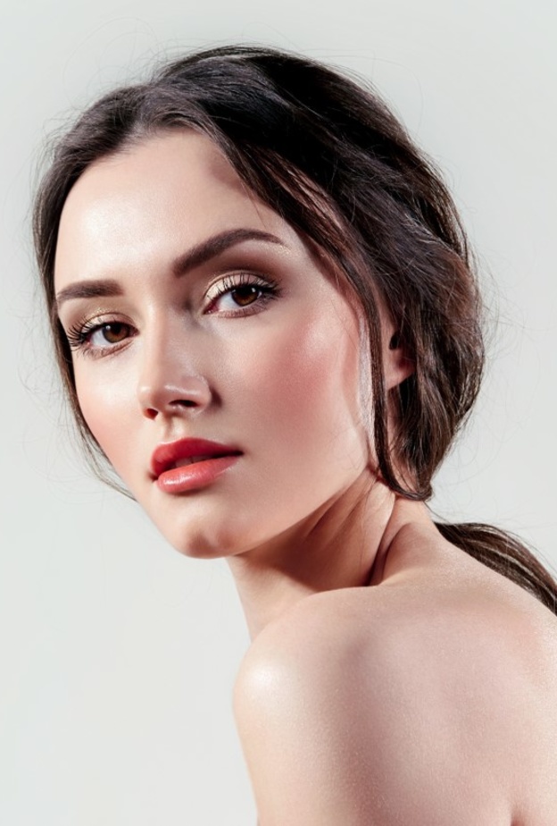 فوائد العسل والشبة لتبييض الوجه وأفضل الماسكات