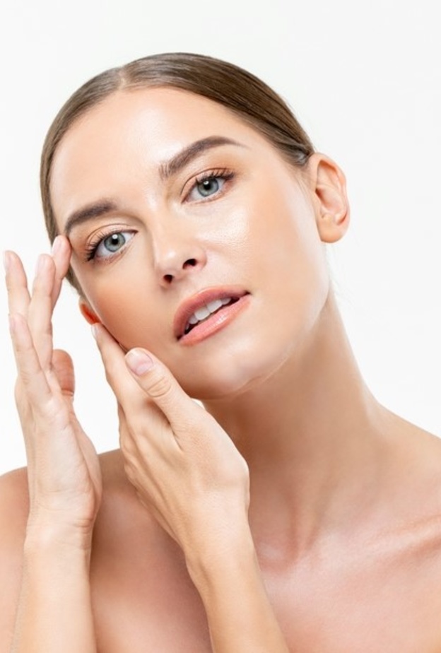 1 رئيسية فوائد ماسك العنب والعسل للحصول على بشرة شبابية قبل رمضان 2022