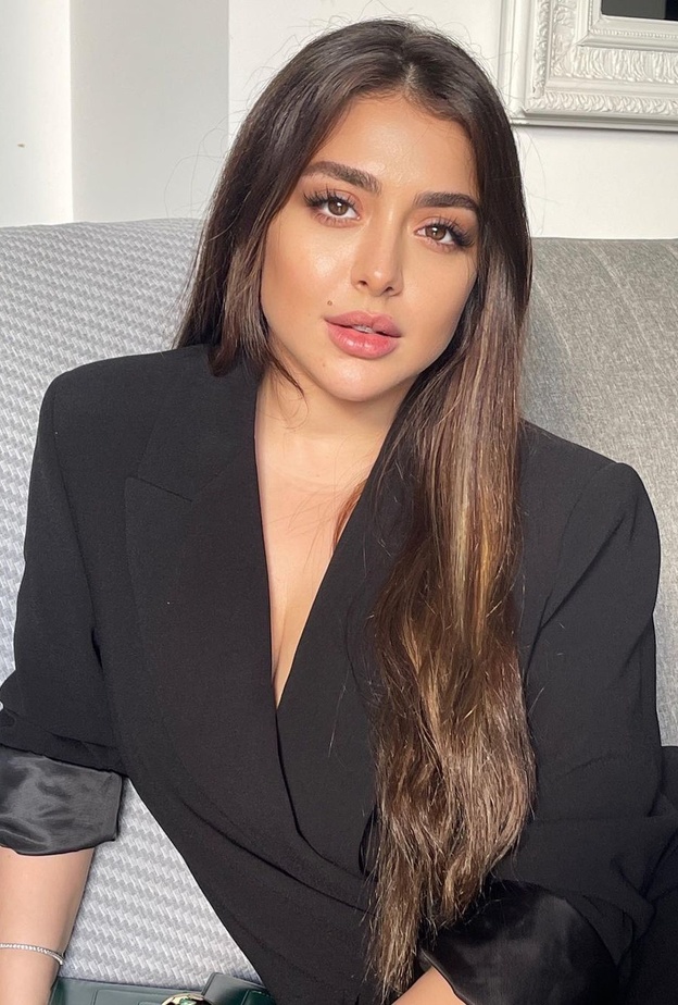 هيا مرعشلي واطلالت مكياج مناسبة ليوم المراة العالمي - الصورة من حسابها على انستغرام