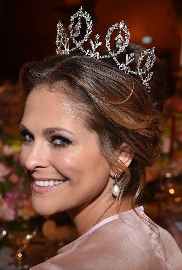 مجوهرات ملكية تقاسمتها سيدات العائلات الملكية مع بناتهن