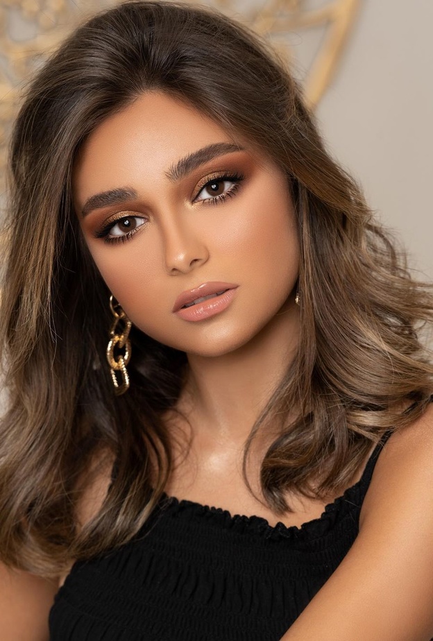 صيحات مكياج مميزة مستوحاة من الميك اب ارتست السعودية ناهد العمودي