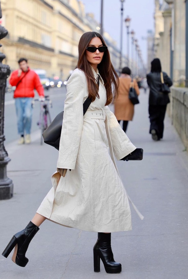 إطلالات متابعات الموضة المشرقة والجريئة سحرتنا في باريس