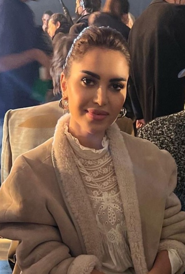 نجود الرميحي تثير الجدل بشبهها مع سيرين عبد النور