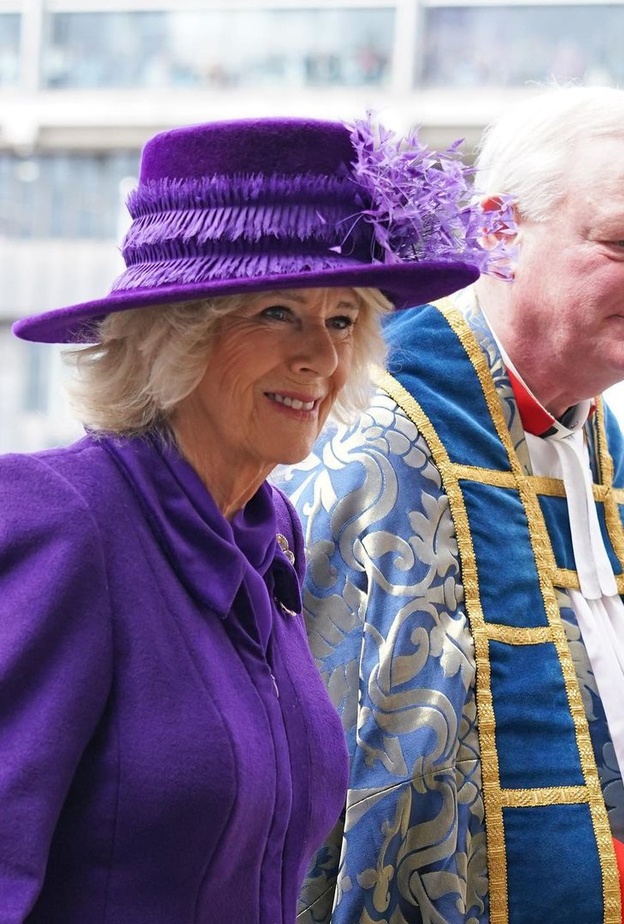  إطلالة كاميلا باركر كسرت القواعد الملكية في يوم الكومنولث