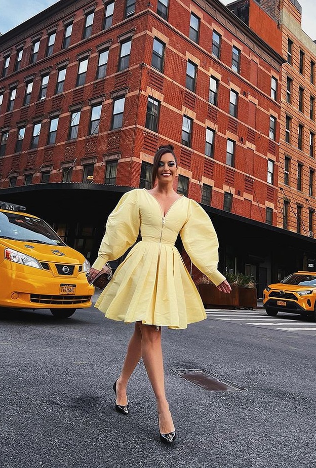 كارن وازن كانت من بين الحضور الخاص لعرض Alexander McQueen 