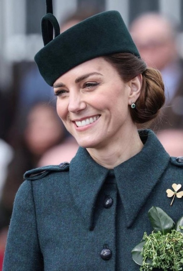 إطلالة كيت ميدلتون الجمالية ساحرة وملكية