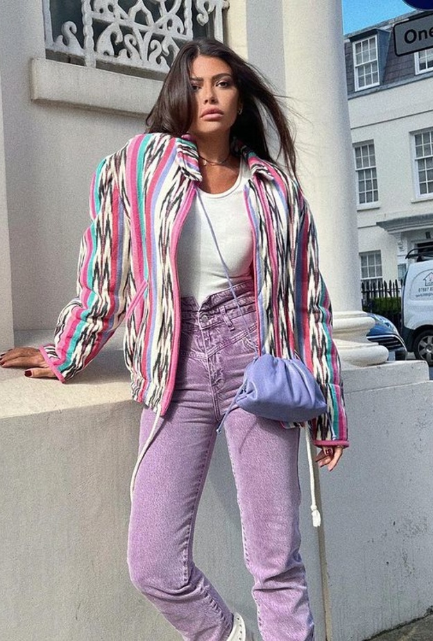 صيحات ربيع وصيف 2022 بأسلوب مدونة الموضة العنود بدر