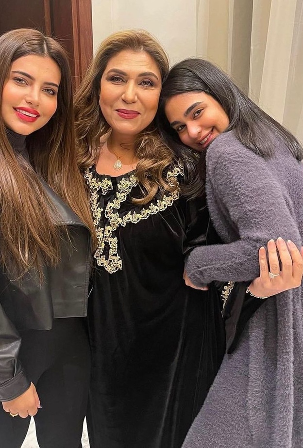 أبطال مسلسل "حضرة الموقف"