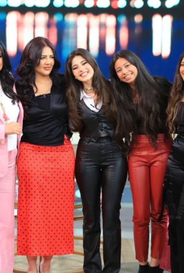 مايان السيد تكشف كواليس دورها المؤثر في "إلا أنا" وأسرتها تظهر معها في "معكم"..بالصور