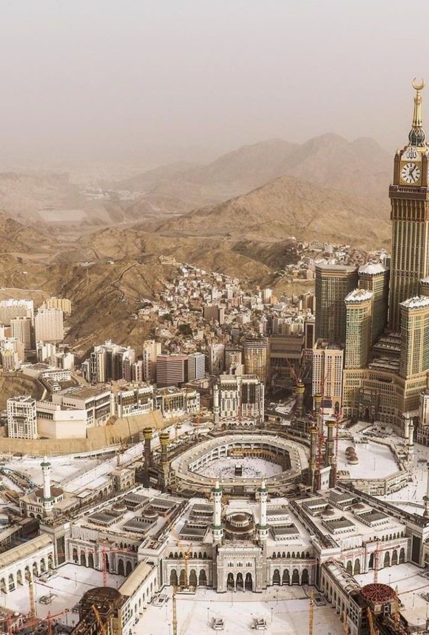 إقامة رمضانية في قلب مكة المكرمة