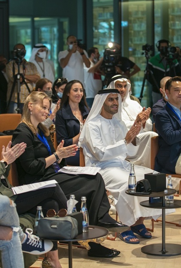 75 فنانا عالميا وإماراتيا يعرضون أعمالهم الفنية بتقنية "NFTs" في "بيت الحكمة"