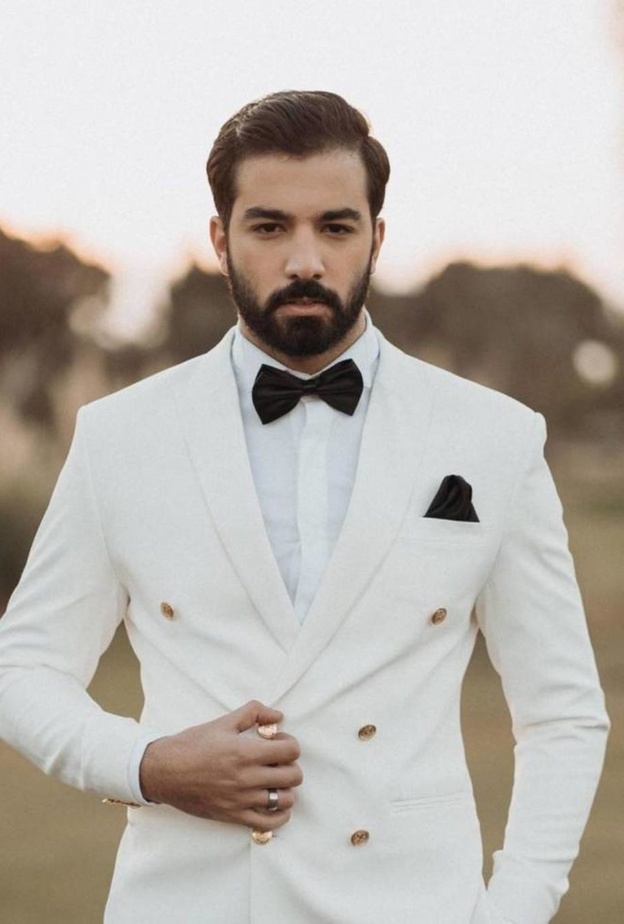 الفنان حازم إيهاب يفجع بوفاة طفله بعد أسبوعين من ولادته