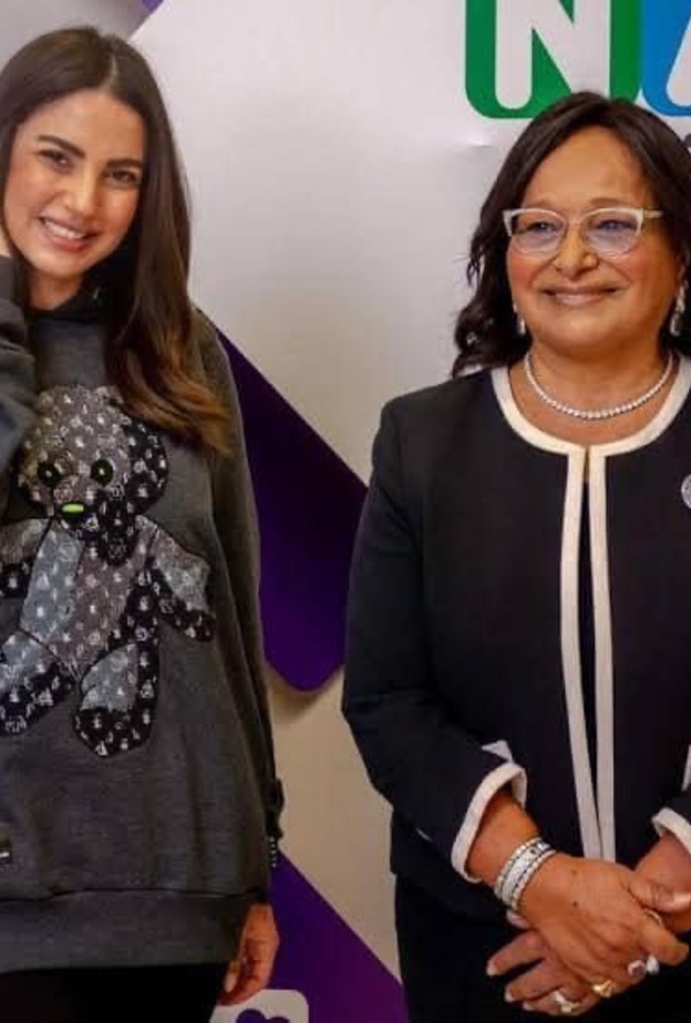 درة مع الراحلة أنيسة حسونة