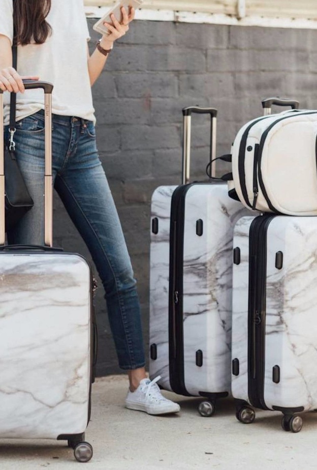 نصائح ذهبية لترتيب شنطة شهر عسل خفيفة الوزن