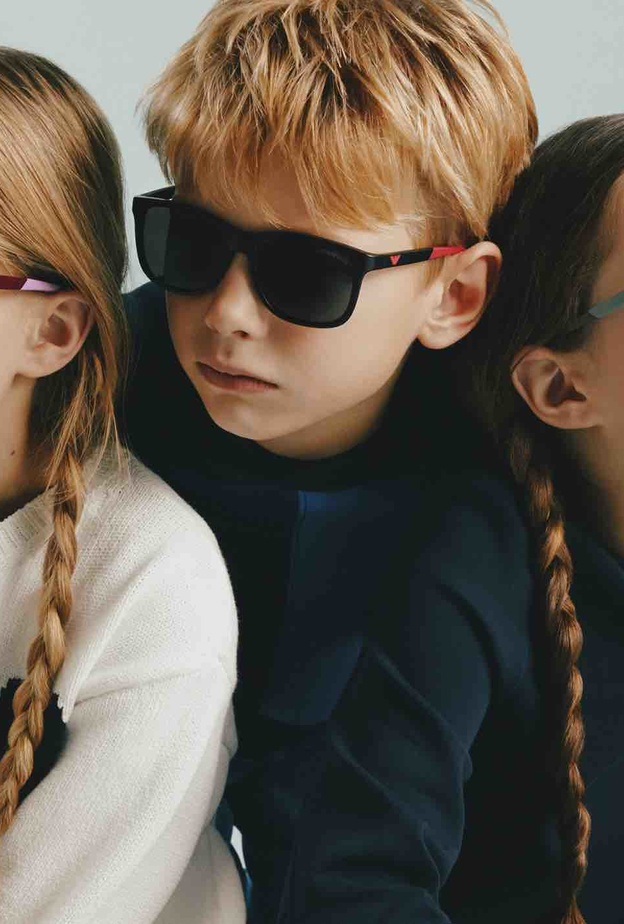 إصدار أول مجموعة من نظارات "EMPORIO ARMANI" المخصصة للأطفال