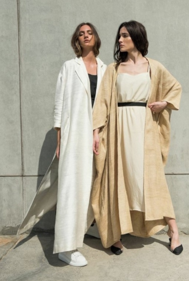 أبرز العلامات التجارية للعبايات العصرية المشاركة في Cactus District