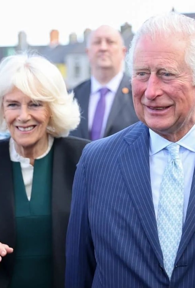 الأمير تشارلز يتلقى هدية غير متوقعة من أحد معجبيه