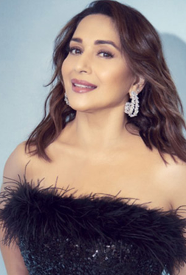 مادهوري ديكست تكشف عن تجربتها مع العمل مع "الثلاثي خان"