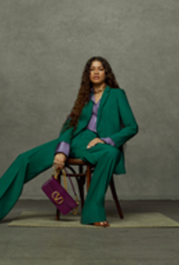 السحر البسيط لحقيبة ذات طابع مدني من Valentino Garavani