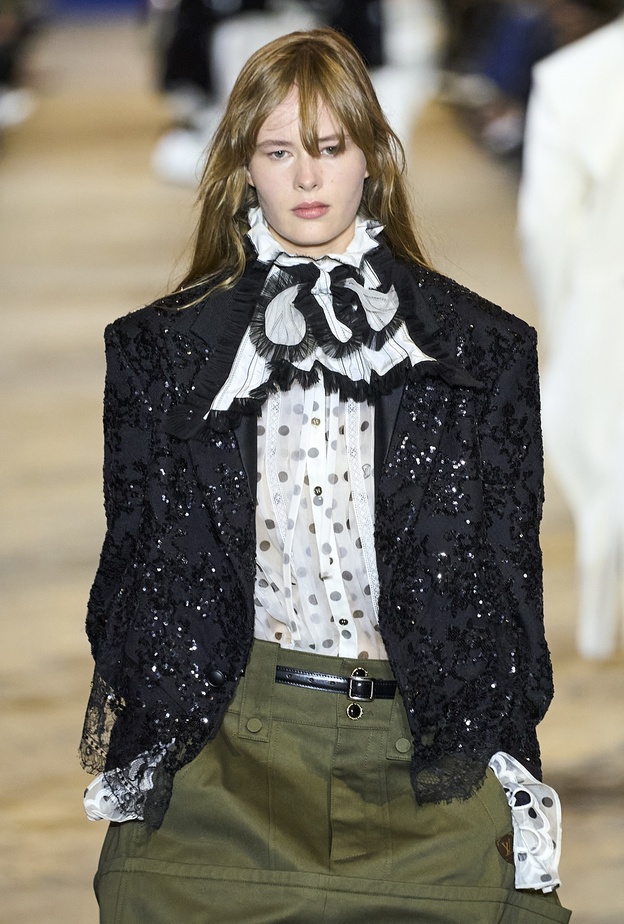 أفكار مميزة لتنسيق الوشاح في صيف 2022