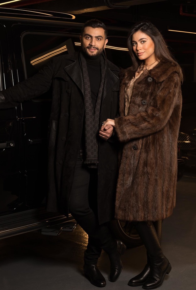 هاجر احمد وزوجها 