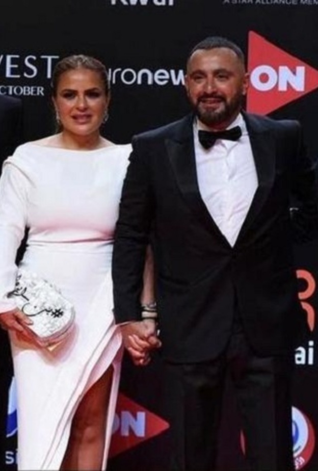 أحمد السقا وأسرته